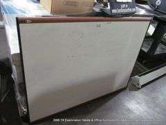 QUARTET 47" X 35" WALL MOUNT WHITEBOARD