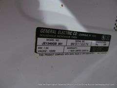 GENERAL ELECTRIC MICROWAVE OVEN, MODEL: JE1340GB