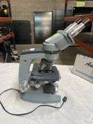 AMERICAN OPTICAL SERIES 10 BINOCULAR MICROSCOPE