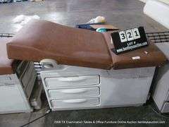 RITTER 204 MEDICAL EXAM TABLE W/ PUSH THROUGH DRAWERS