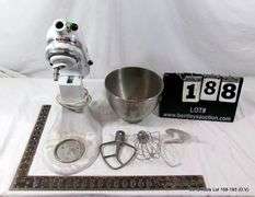 KITCHEN AID CLASSIC SERIES 4.5 QUART STAND MIXER