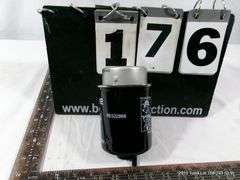JOHN DEER FINAL FILTER WATER SEPARATOR RE522868