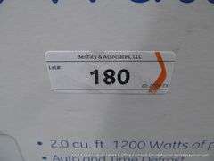 GE WHITE MICROWAVE OVEN MODEL: JES2051DNWW - ORIGINAL BOX - OPENED