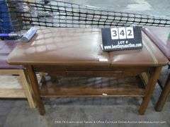 MEDICAL EXAM/MASSAGE TABLE W/ DRAWER