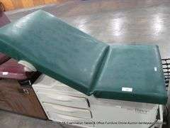 RITTER 204 MEDICAL EXAM TABLE W/ PUSH THROUGH DRAWERS