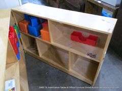 REYNOLDS FOLD UP TOY SHELF (SIDE BROKEN)