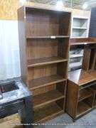 MEDIUM STAINED 5-LEVEL STORAGE SHELF, 28" X 12" X 71"