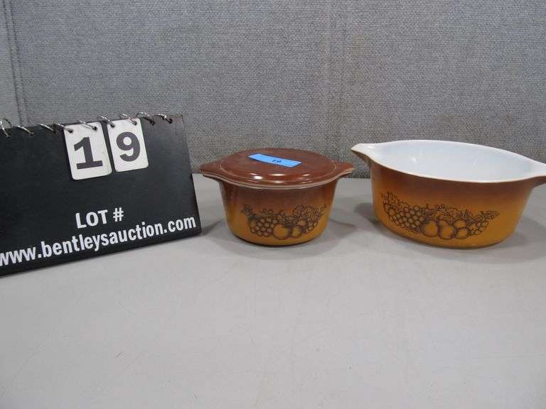PYREX OLD ORCHARD 3 PIECE SET W/ LID