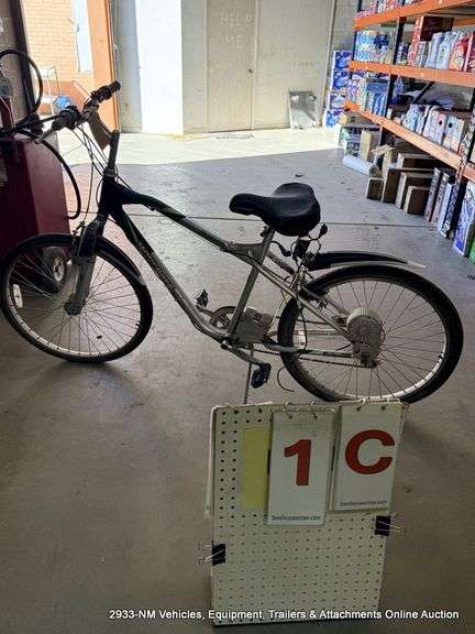 MONGOOSE ELECTRIC BIKE MODEL: CB 24V450, UNKNOWN YEAR, NO KEYS, S/N: Q603076192, MISSING BATTERY