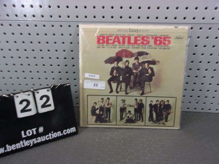 BEATLES LP TITLED "BEATLES '65" - CAPITOL ST-2228 STEREO