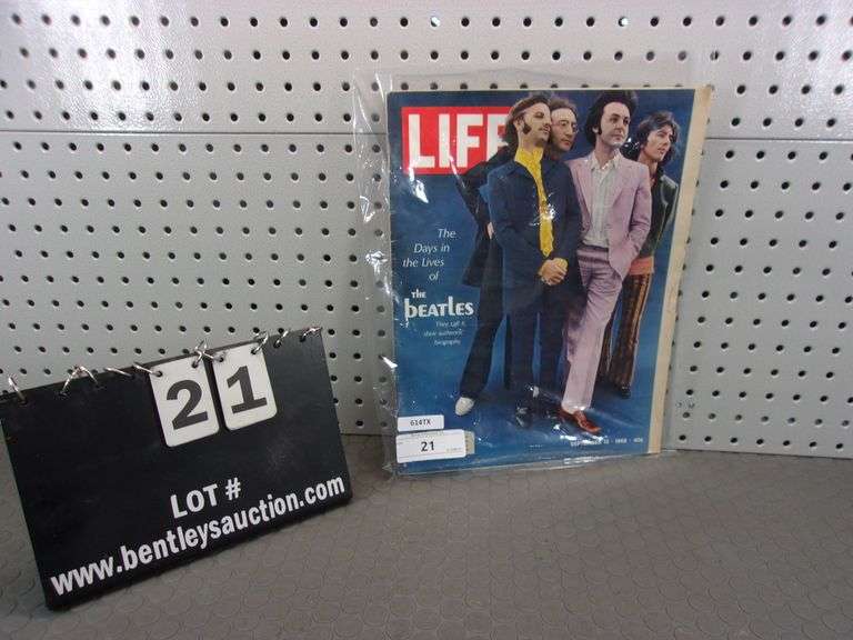 "THE BEATLES" LIFE MAGAZINE 9-18-1968 - RARE