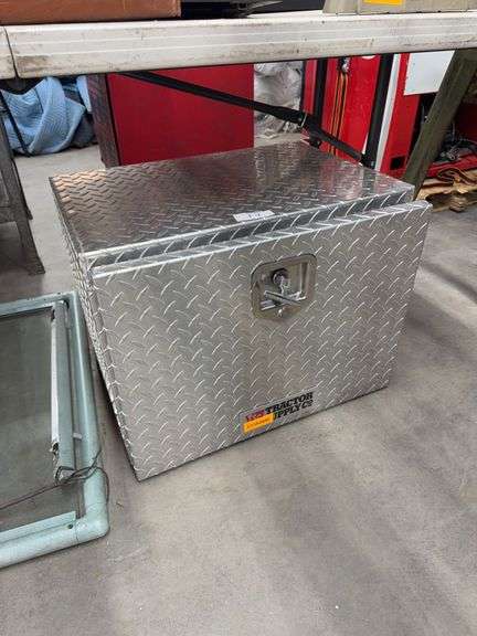 TRACTOR SUPPLY CO. ALUMINUM TOOL BOX