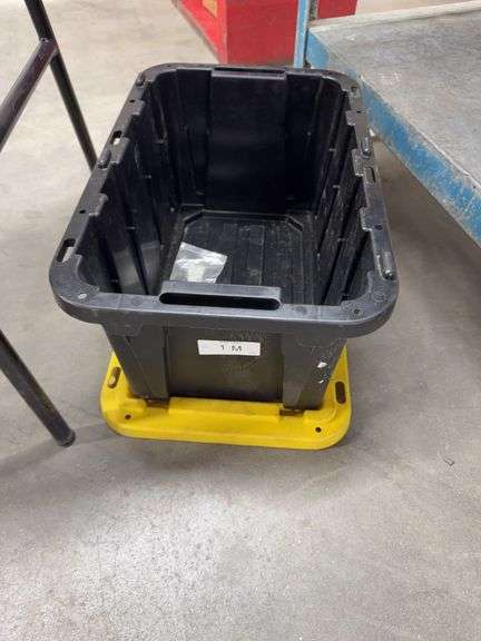 PLASTIC BIN