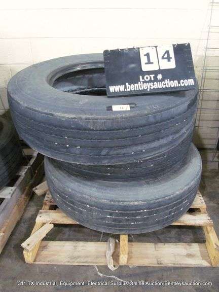 PALLET OF (3): MICHELIN TRUCK TIRES ~ 275/80, R22.5, XZA3