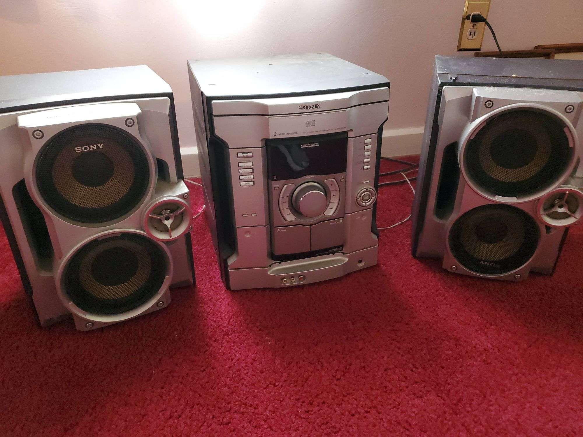 パイオニア　スタイリッシュ CD/MINI COMPONENT SYSTEM ￼ Lot - Sony Mini Hi-fi Component Stereo System