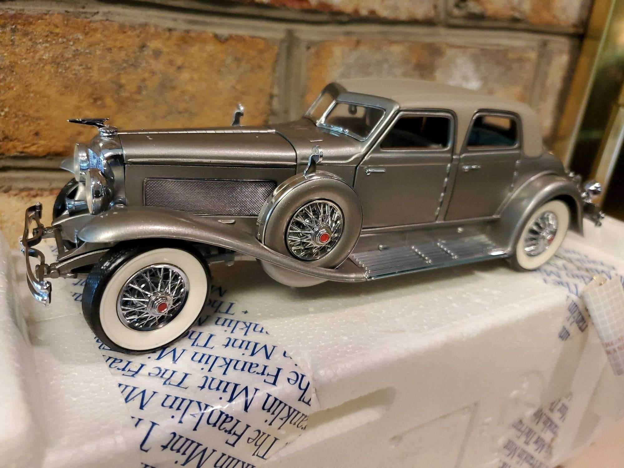 Franklin mint metal precision cars 1/24 scale 1933 duesenberg SJ