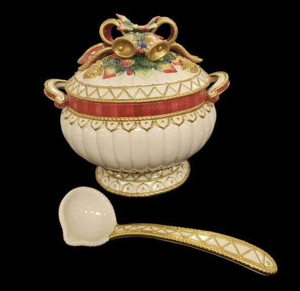Fitz And Floyd Christmas Soup Tureen Bowl w/Ladle BidAssets Online