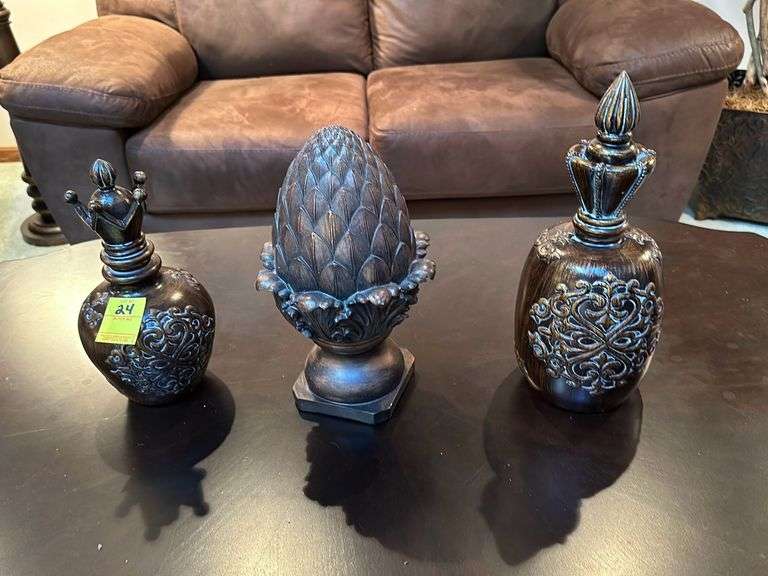 3 pc brown tone decorative items