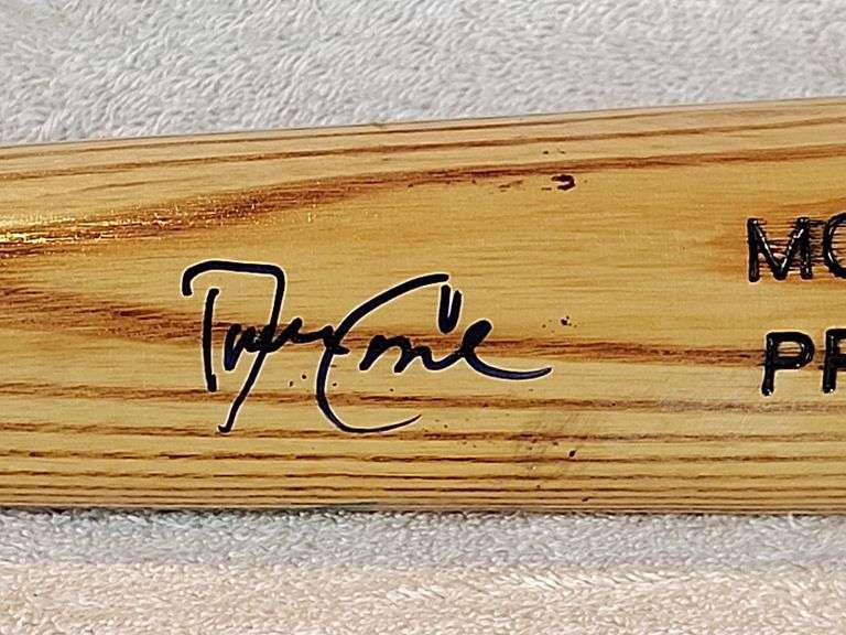 Sharpie Bat David Cone autographed baseball bat. Blue Sharpie on the barrel ...