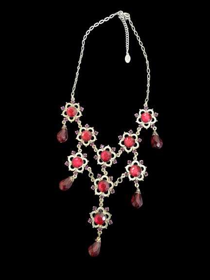 Robert Rose Red bibbed statement necklace