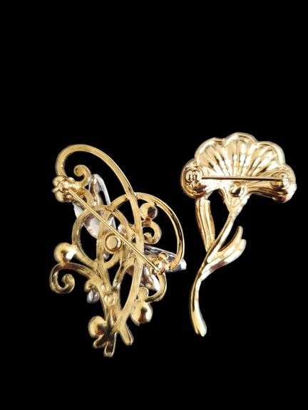 (2) Swarovski Crystal brooches 2"
