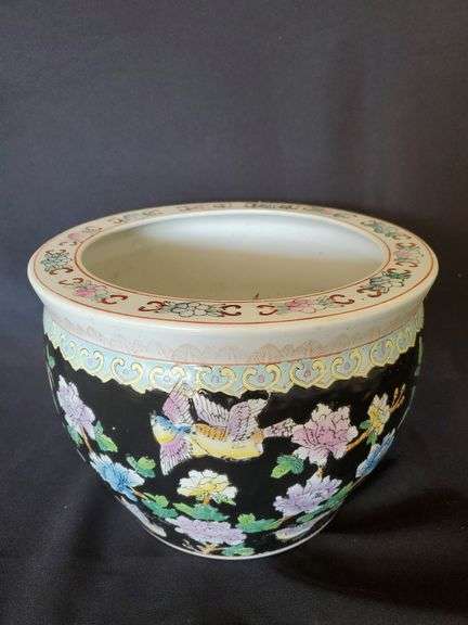 VINTAGE Chinese Porcelain Famille Rose Fish Bowl Planter Chinoiseries Jardiniere. 7-1/2"" tall x 10".