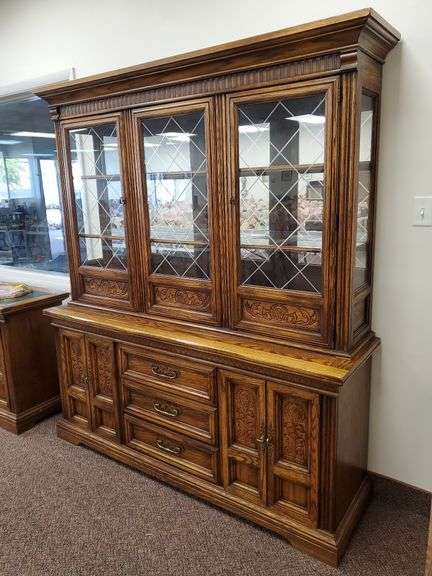 BURLINGTON HOUSE Italian Neoclassical Tuscan Mediterranean Buffet with China Cabinet (70 in w x 19 in D X 80 in h) and features decorative diamond pattern glass front doors, back mirrored shelving. MATCHES WITH LOT 18.