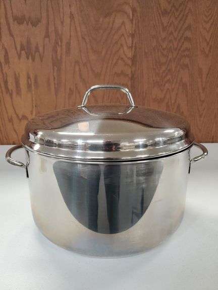 Farberware 12 qt stock pot. - Bid-Assets Online Auctions
