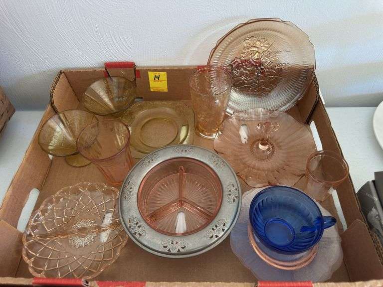 Box of depression, glassware, including pink, Amber and blue cup