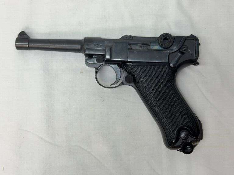 German D.W.M 9mm Luger with 4” Barrel. Inspect at Expert Outfitters in North Lima, Ohio.  Buyer will be responsible to pay FFL paperwork fees to Expert Outfitters.