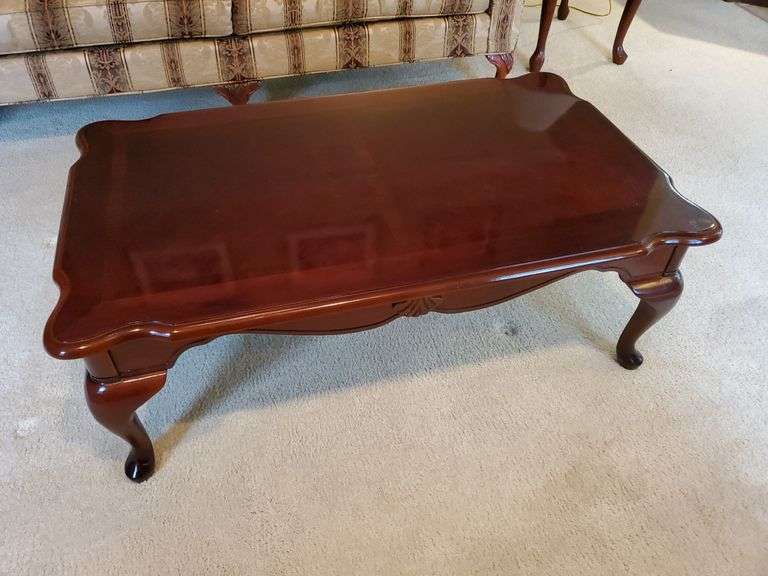 Queen Anne style coffee table with inlay top measures 44 in W X 26 in D ix 2 in H. Living room.