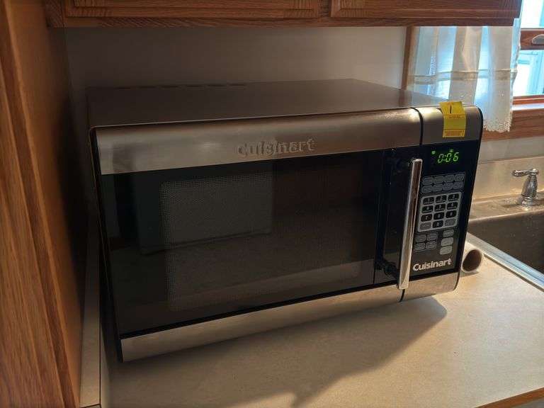 Cuisinart digital microwave with carousel