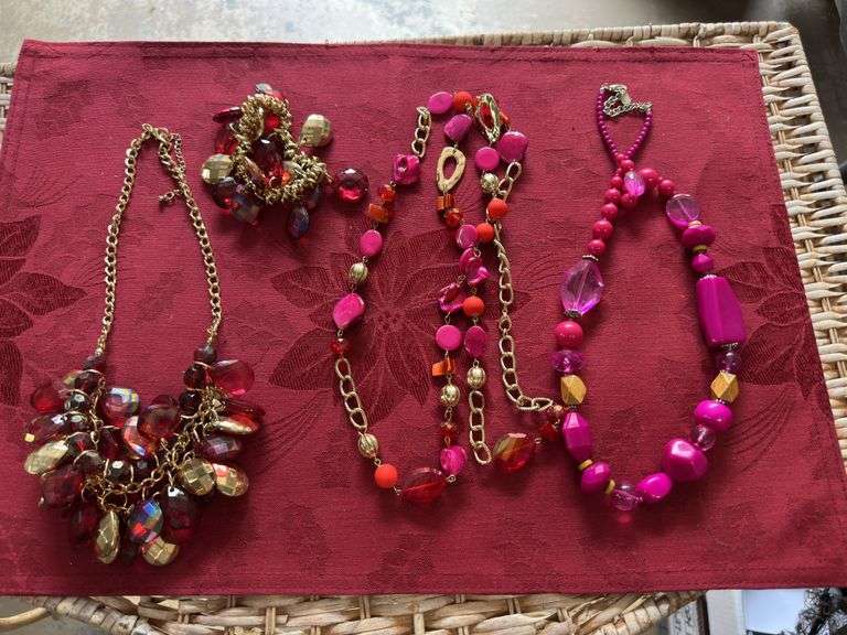 Tray lot fashion jewelry, many new with tags. See all photos