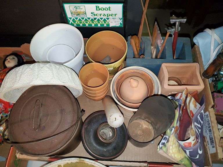 Box lot including clay plant pots, small garden tools, metal pot and more