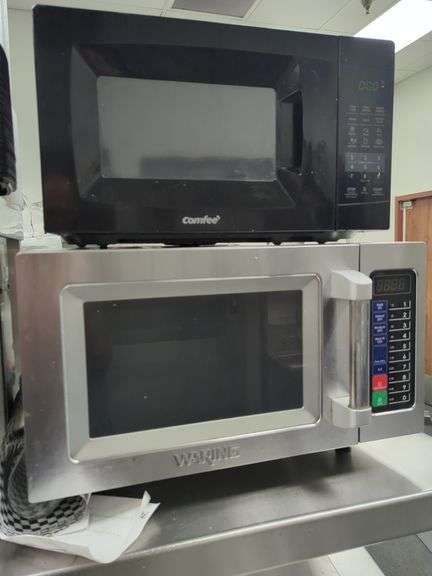 Waring commercial microwave and Comfee microwave