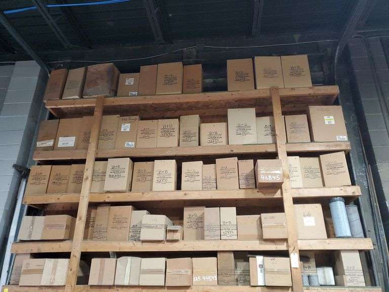 Large lot of Air filters for assorted construction equipment by Caterpillar, John Deere and others. Manufacturers include The Filter Factory, WIX filters, Baldwin filters. See all photos.