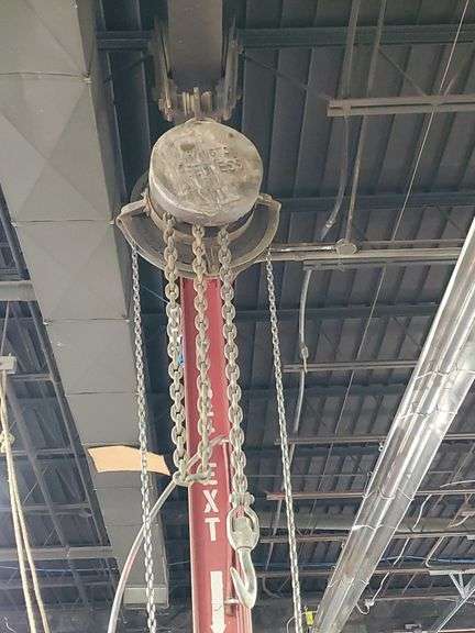 HEAVY DUTY Harrington Peerless, 3 tons manual chain hoist. Works as it should. See photos. Winning bidder must remove. Bring proper tools and ladder or scissors lift to remove from steel i-beam.