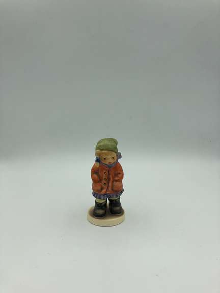 All Bundled Up - Hum 2221