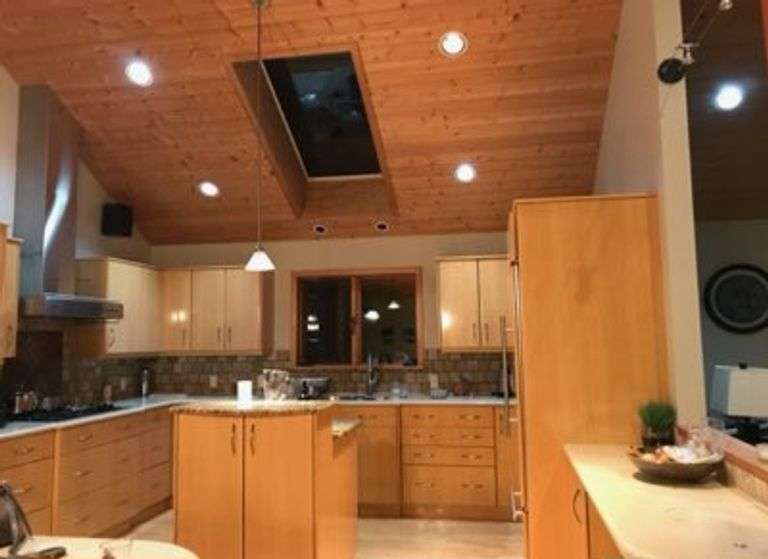 Beautiful Whistler House Getaway