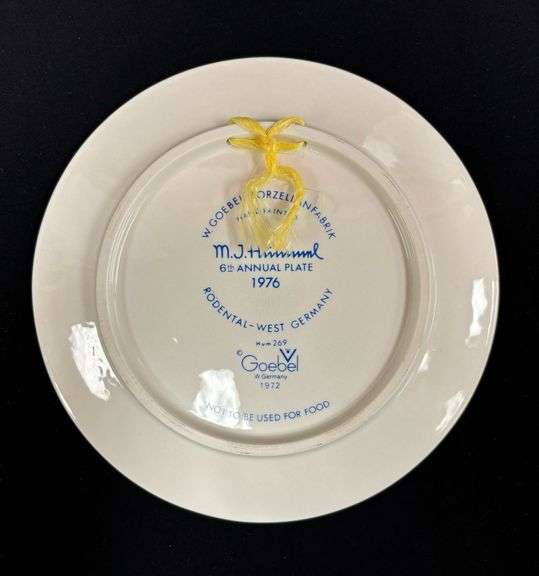 1 - Goebel M.I. Hummel, 1976 Apple Tree Girl, annual plate, West Germany.