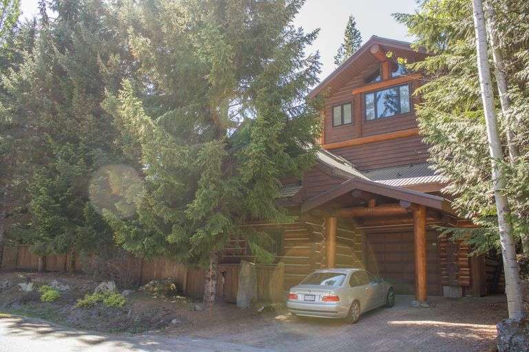 Whistler Cabin Getaway for 12