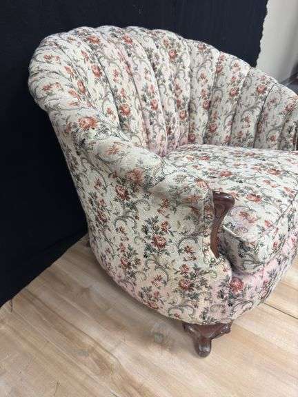 Clam Back Chair