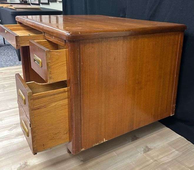 Mid-Century Modern Single Pedestal Desk