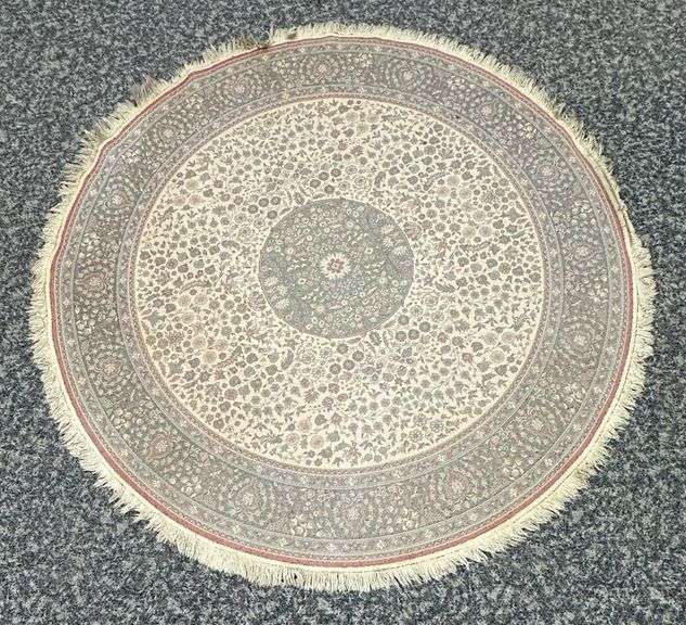 Round Area Rug