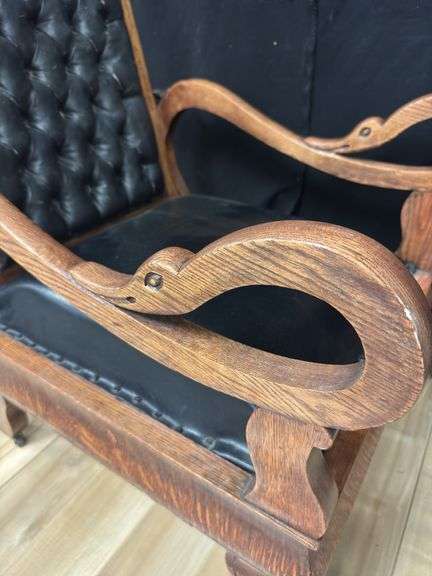 Vintage Notch Recliner
