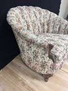 Clam Back Chair