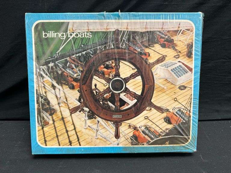 Billing Boats Model Set