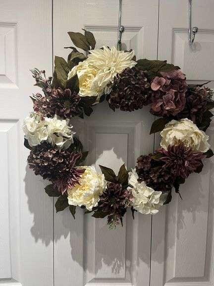 Indoor floral wreath price