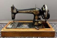 Vintage Singer Sewing Machine