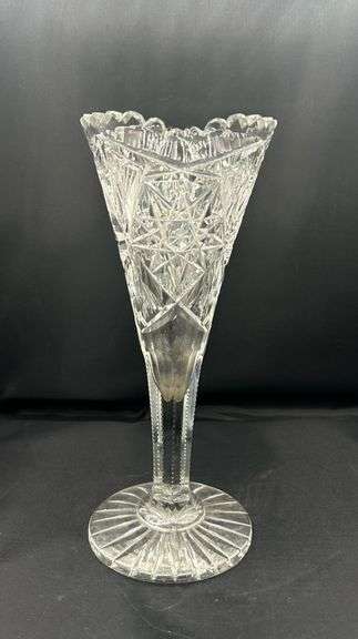Pinwheel Crystal Vase